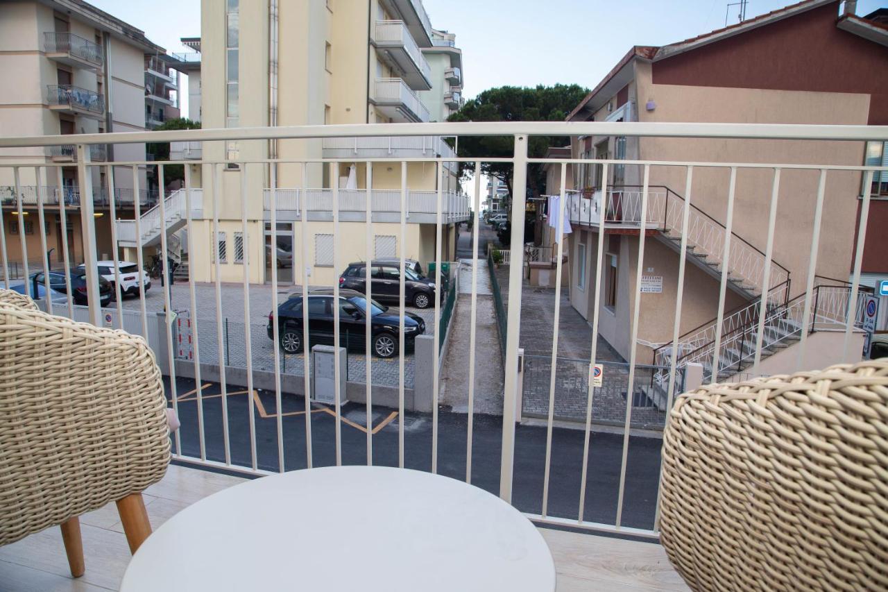 Hotel Casalina Lido di Jesolo Exterior foto